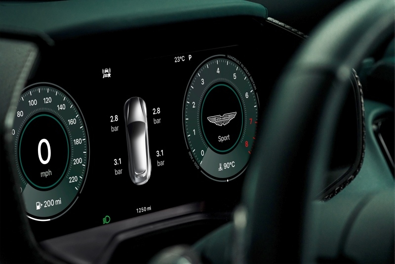 Apple выпустила CarPlay Ultra — бета-тестерами станут владельцы Aston Martin за четверть миллиона долларов