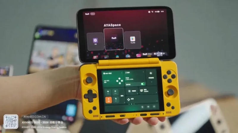 Ayaneo анонсировала складную портативную игровую консоль Pocket DS с Android и двумя экранами