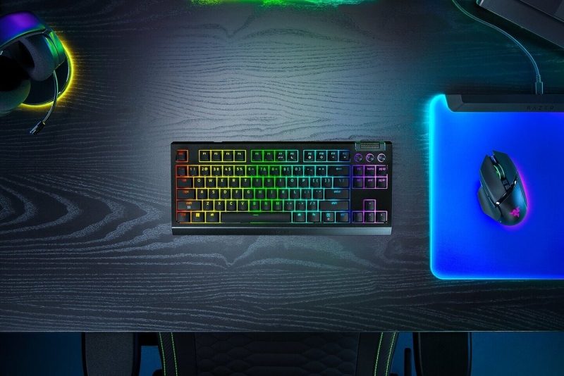 Razer выпустила компактную механическую клавиатуру BlackWidow V4 Tenkeyless HyperSpeed с заменяемыми переключателями