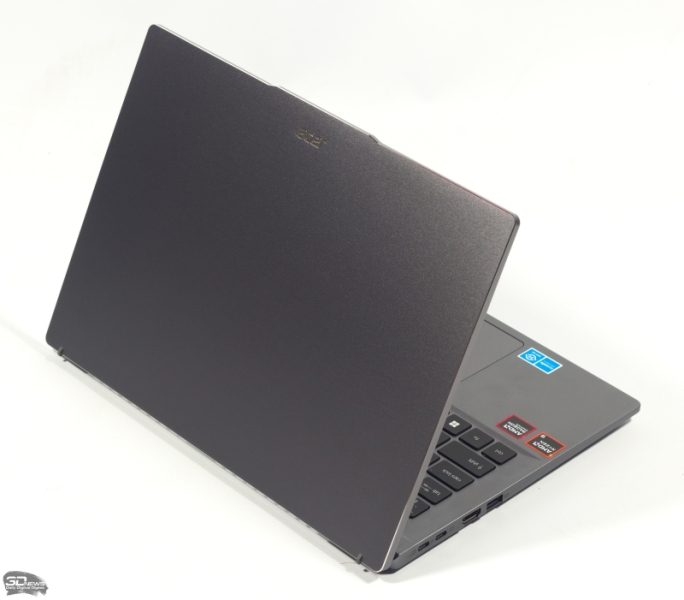 Обзор ноутбука Acer Swift Go 14 (SFG14-63-R7T4) с процессором Ryzen 9 8945HS и OLED-экраном
