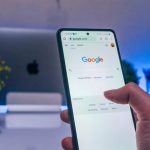Приватные диалоги с ChatGPT попали в поиск Google, и пользователи сами в этом виноваты