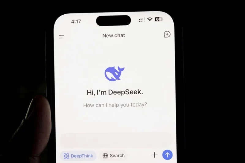 У DeepSeek произошёл масштабный сбой — регистрация новых пользователей ограничена
